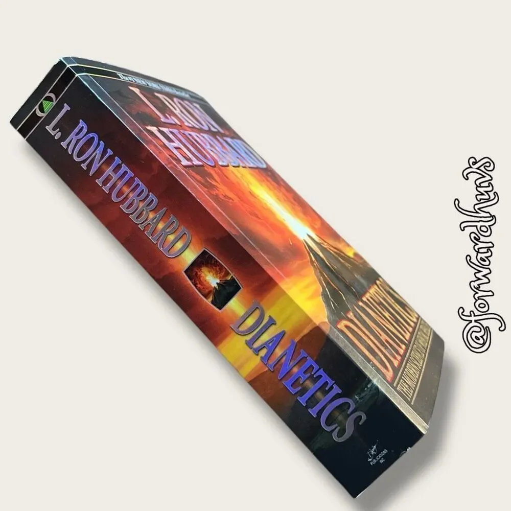 L. Ron Hubbard Dianetics: The Modern Science of Mental Health Paperback